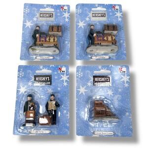 Hershey's Holiday Village Train Cocoa Bean Crates &‎ All Aboard Figurines Lot 4